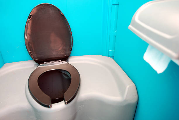 Portable Toilet Options We Offer in Clarksville, TX